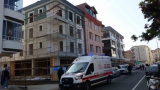 Orduda inşaattan düşen işçi yaralandı