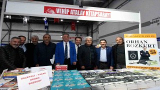 Orhan Bozkurt, Suskun Kentin Çığlığı ile okurlarıyla buluştu