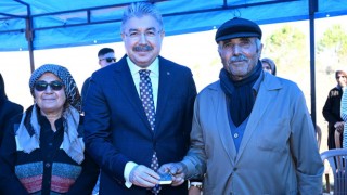 Osmaniye’de 12 Deprem Konutu Hak Sahiplerine Teslim Edildi