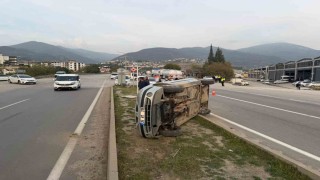 Osmaniyede kontrolden çıkan otomobil takla attı: 2 yaralı