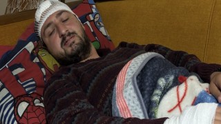 Otizmli genci odunluğa baktı diye darbeden fırın çalışanı tutuklandı