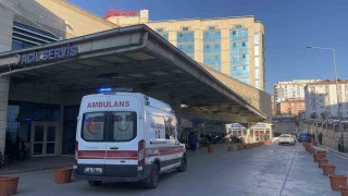 Otobüs ile motosiklet çarpıştı: 1 ölü