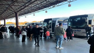 Otogarda ara tatil yoğunluğu