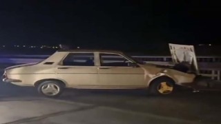 Otomobil bariyere çarptı, sürücü hayatını kaybetti