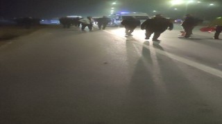 Otomobil ile motosiklet çarpıştı: 1i ağır 2 yaralı