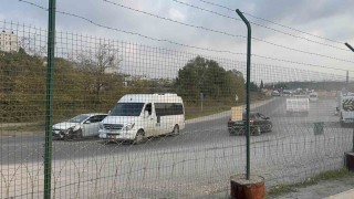 Otomobil ile servis çarpıştı: 1 yaralı