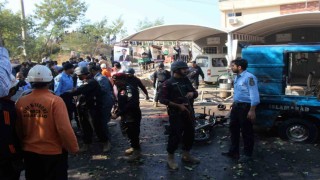 Pakistandaki intihar saldırısını Pakistan Talibanı üstlendi