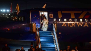 Papa 14. Leo İstanbula geldi