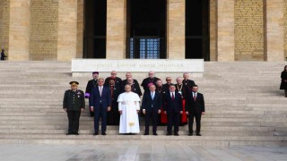 Papa 14. Leonun Türkiyedeki ilk durağı Anıtkabir oldu
