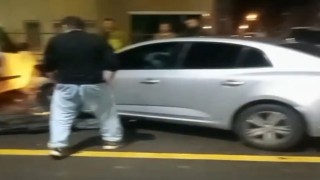 Park halindeki araçlara çarptı: Babası sinirlendi, Kendine zarar verseydin