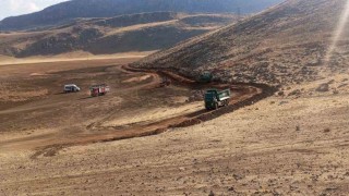 Pervarideki Zirin Gölü doğal yaşamına kavuşuyor