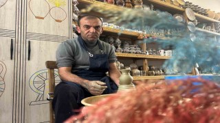 Plastik karşısında direnen meslek: Vanın son çömlek ustası