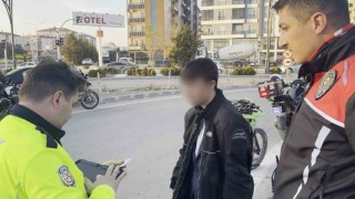 Polisten kaçan 15 yaşındaki motosiklet sürücüsüne 45 bin 746 lira ceza