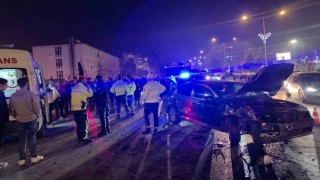 Polisten kaçarken kaza yaptı: 3 yaralı