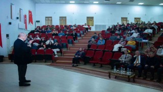 Prof. Dr. Polat, EBYÜ Tıp Fakültesinde ‘Bir Başarı Öyküsünü anlattı