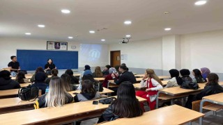 Reklamcılıkta analitik düşünmenin önemi SUBÜde konuşuldu