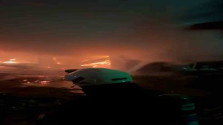 Rizede 3 katlı binanın kömürlüğünde yangın paniği