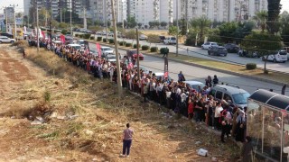 Saatlerce kuyruk beklediler, kimi istediğini aldı kimi alamadı