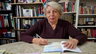 Sadberk öğretmen, 4 kitabını okurlarla buluşturuyor