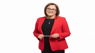 Şahin: Geleceğimizi aydınlatan en büyük güç öğretmenlerimizdir