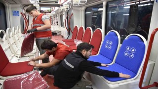 Samsunda tramvayların koltukları yenileniyor