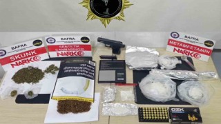 Samsunda uyuşturucu ve silah ele geçirildi