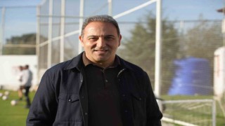 Samsunspor Futbol Direktörü Çapa: Beşiktaş ile aramızdaki puan farkını açmak istiyoruz