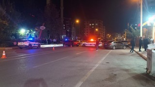 Şanlıurfada cadde ortasında silahlı kavga kamerada: 2 ağır yaralı
