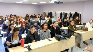 SBFde Yerel Yönetimlerde Sosyal Hizmet semineri düzenlendi