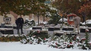 Şehir beyaz gelinliğini giydi, Sivasta kartpostallık görüntüler oluştu