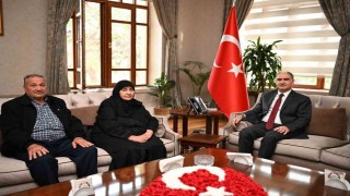 Şehit ailesinden Manisa protokolüne duygu dolu ziyaret