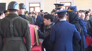 Şehit Pilot Yarbay Gökhan Korkmazın İstanbulda son yolculuğuna uğurlandı