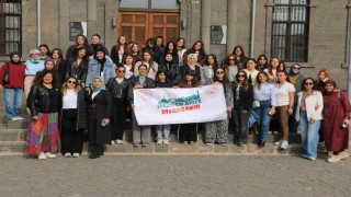 Şehit ve gazi kızları Diyarbakırın tarihi mekanlarını geziyor