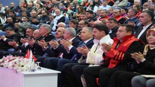 Selçuk Üniversitesinde Akademik Yıl, Bakan Yerlikayanın katılımıyla açıldı