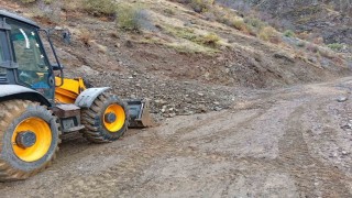 Siirtte sağanak yağış heyelana neden oldu