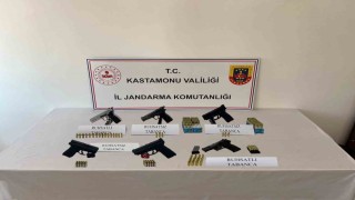 Silahla havaya ateş açan şahıslara jandarma göz açtırmıyor