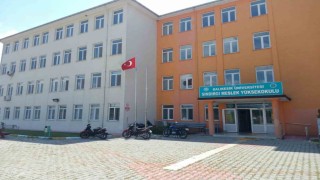 Sındırgıda deprem nedeni ile MYOda dersler uzaktan eğitim