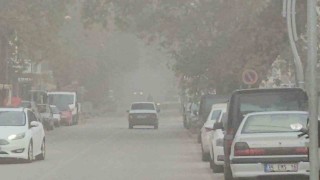 Sındırgıda sis etkili oldu