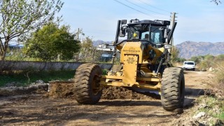 Sınırteke yolu modern ulaşım ağına kavuşuyor