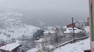 Sivasın yüksek kesimlerinde kar yağışı etkili oldu