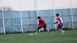 Sivassporda Esenler Erokspor maçı hazırlıkları başladı