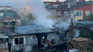 Sobayı yakıp alışverişe çıktı, geldiğinde evi küle döndü