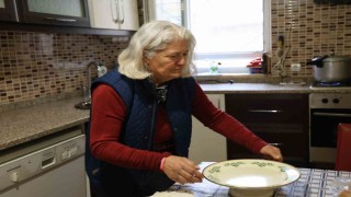 Söylediklerini sadece kendisi anlıyor