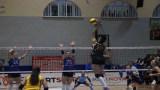 Sultanlar Ligi: Aydın Büyükşehir Belediyespor: 0 - V. Bank: 3