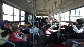 Suriyelilerin gönüllü geri dönüşleri aralıksız sürüyor