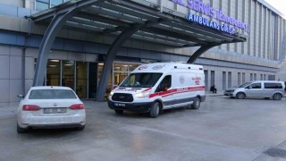 Tabahcayla deneme atışı yaparken kazara kendini vurdu