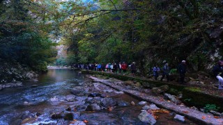 Tabiat harikaları arasında unutulmaz bir sonbahar yürüyüşü