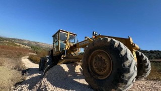 Tarsus Belediyesi Büyükkösebalcıda yol çalışmalarını tamamladı