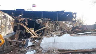 Tek katlı evde çıkan yangın 1 saatte söndürüldü