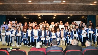 Tekirdağda DENEYAP mezunları geleceğe kep attı